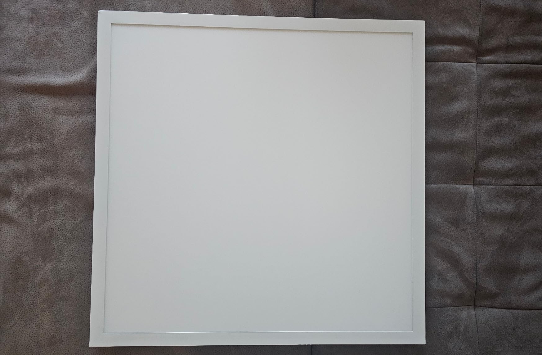 Ein Panel flackert leicht